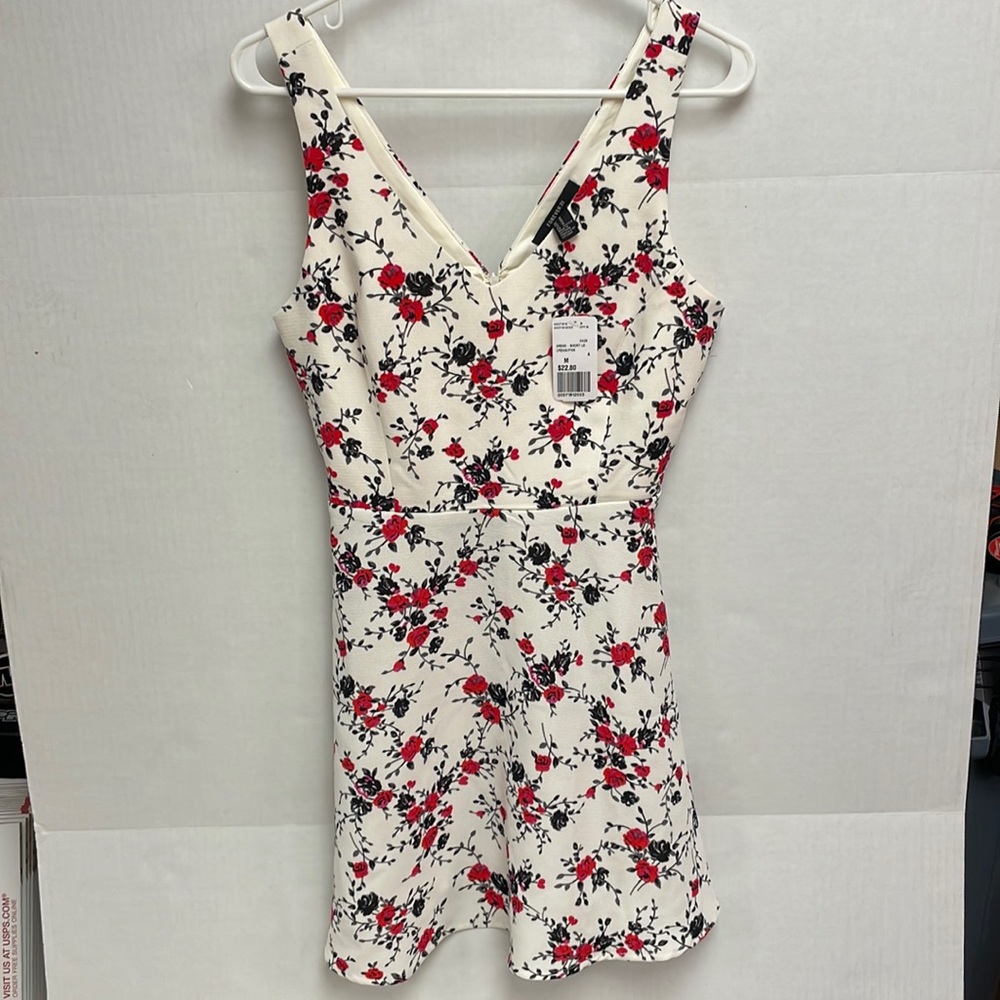 Junior’s Forever 21 Sleeveless Dress Size Medium